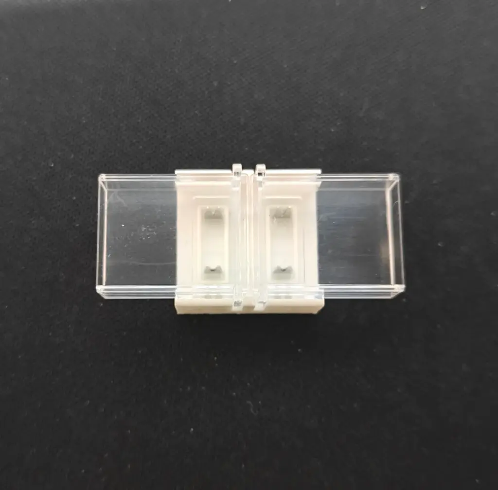 I connectors for strips 